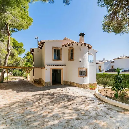 Villa Talaris By Villa Plus Vila *